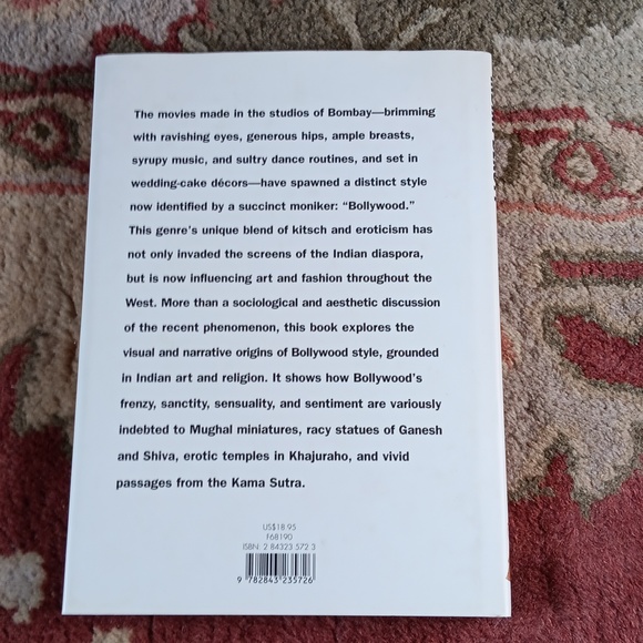 New ASSOULINE Indian Beauty Bollywood Style Hard Cover Book - Picture 2 of 2